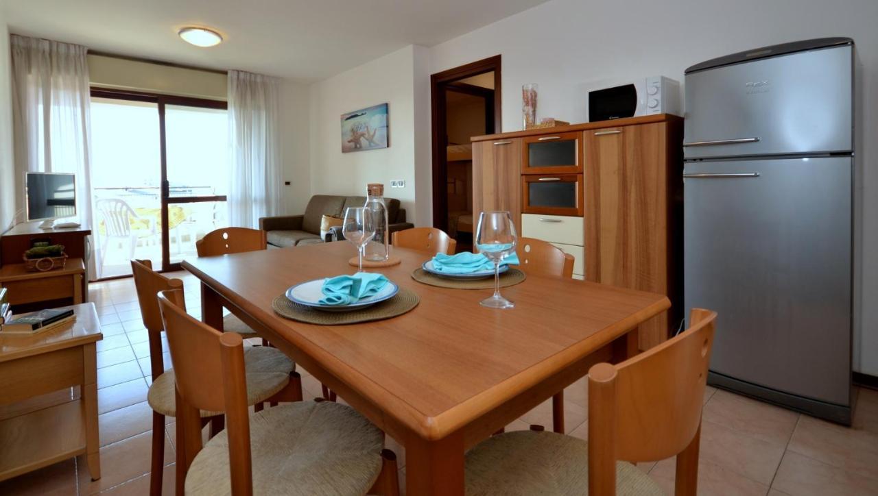 Apartamento Residenza Porta Del Mare Lignano Sabbiadoro Exterior foto