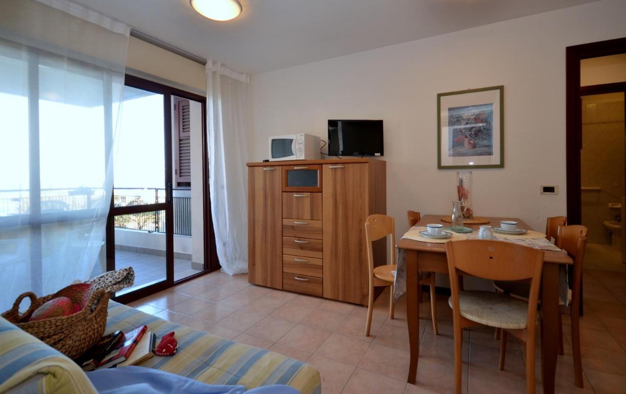 Apartamento Residenza Porta Del Mare Lignano Sabbiadoro Exterior foto