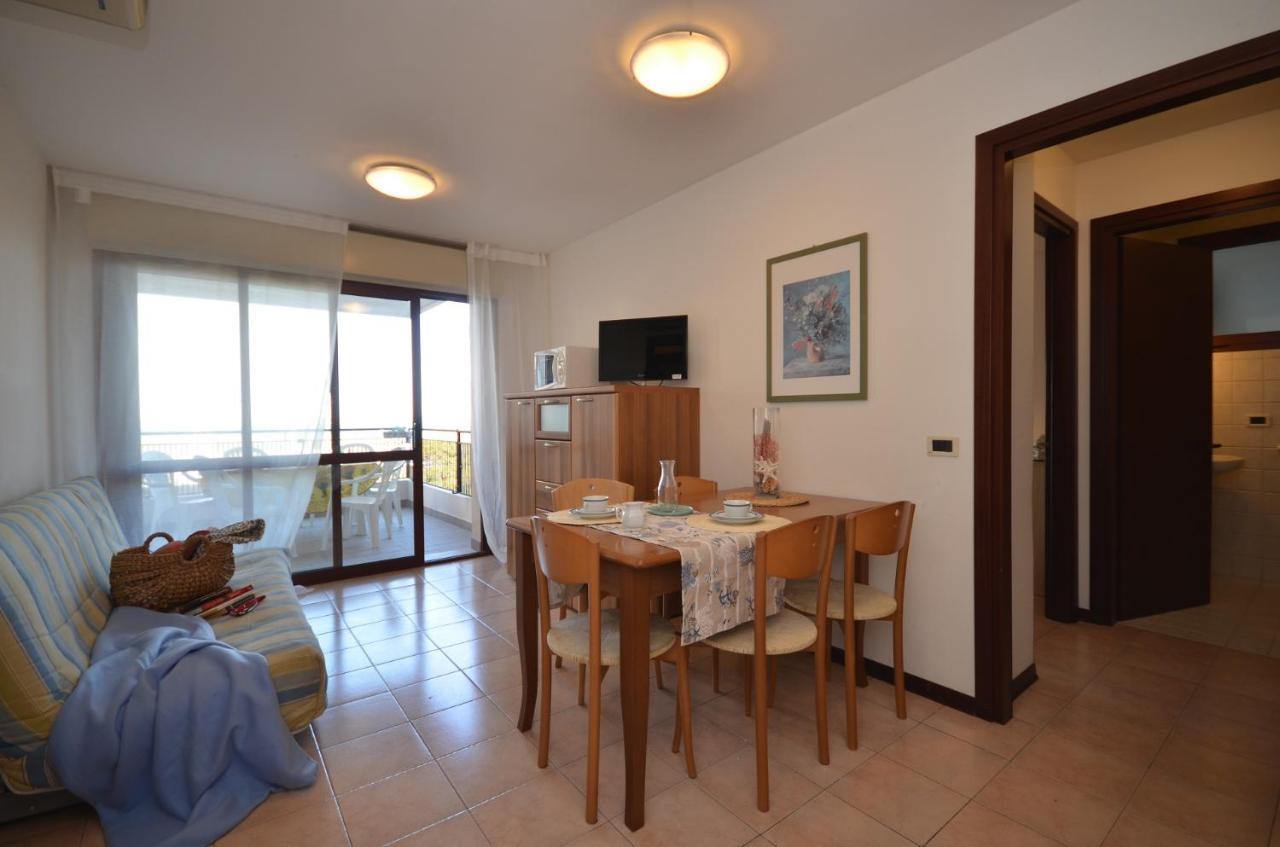 Apartamento Residenza Porta Del Mare Lignano Sabbiadoro Exterior foto